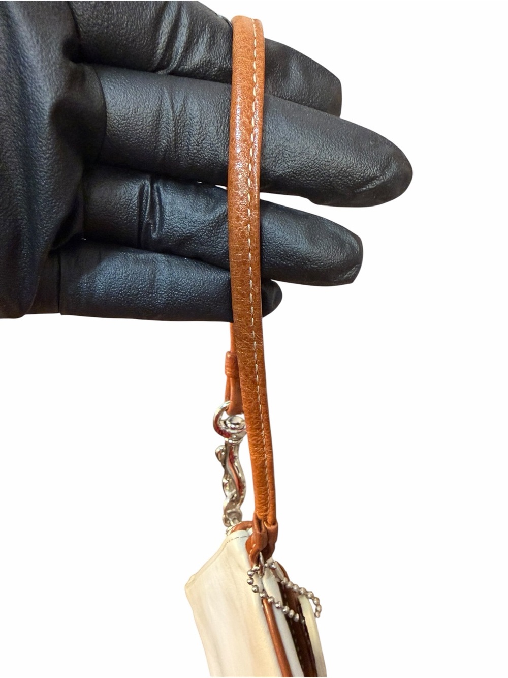 Vintage Coach Large Hampton Leather Wristlet (A463) - Picture 4 of 11